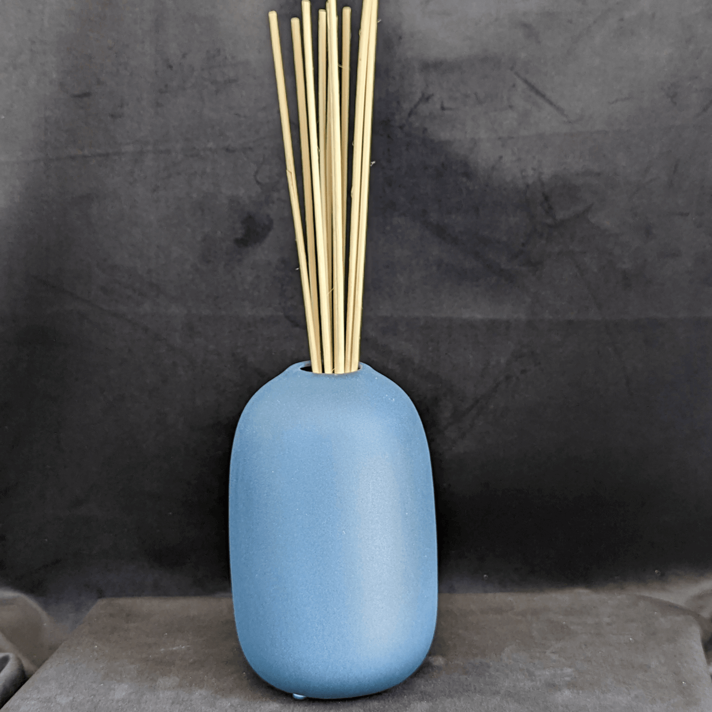 blue vase home decor 